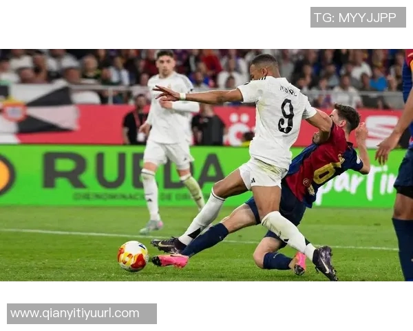 恩里克回忆巴萨欧冠首秀时的紧张心情与小将恩贾恩图的对比